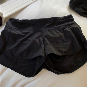 Black lulu shorts
